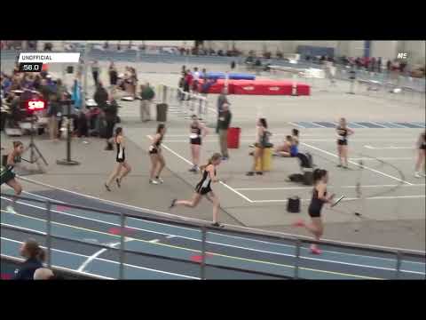 D4 Girls 4x200m Section 6