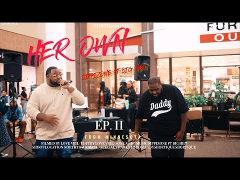 “Her Own” Mall Performance Sippizone/Big Hen