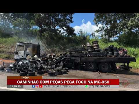 Itaúna: Caminhão com peças pega fogo na MG 050