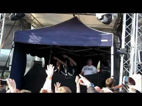 Ferry Tayle b2b Manuel Le Saux b2b Daniel Kandi (Luminosity Beach Festival 2012)