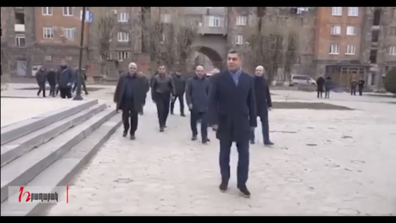 Այսօր «Հայրենիք» կուսակցության նախագահ Արթուր Վանեցյանը՝ կուսակից ընկերների ուղեկցությամբ, այցելեց Գյումրի