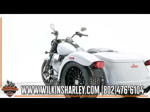 2025 Harley-Davidson FLRT Freewheeler in Billiard Gray