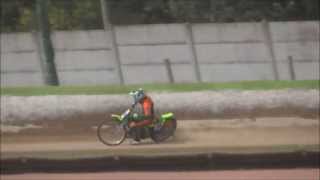 preview picture of video 'Julien CAYRE - grass track 500 cc - manche 2 - Marmande - 14 juillet 2013'