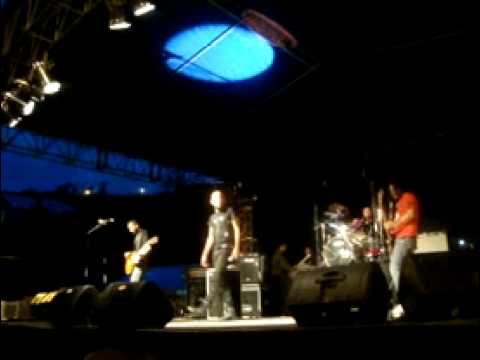 CAFETERA SUB - Dentata (en vivo San Pedro Fest 2010 - Pelileo).mp4