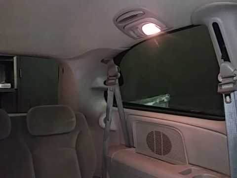 CJ0893 - 2007 Chrysler Town & Country Touring Edition - Driver Left Power Quarter Glass