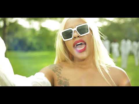 Macky2 Feat Chef187 & Towela Kaira - Family Over Everything