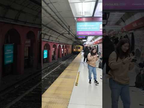Subte B - Estación CARLOS GARDEL - B Subway Line - Buenos Aires #shorts #subway #subte #buenosaires