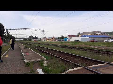 Trenul R 5601 Iasi-Suceava Nord sosește în gara Dolhasca