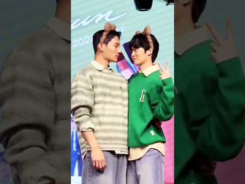 The way he pulled his waist 🤭🥵 #koreanbl #junandjun  #boyslove #blseries #koreandrama #couplegoals