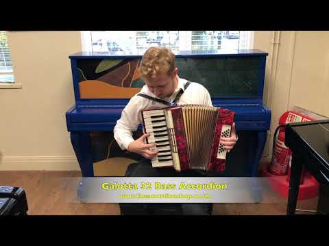 Galotta 32 Bass Accordion