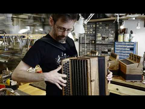 Modèle Kilimandjaro 24 basses + Wah Wah // Accordéon Gramontain // Démo par Aurelien Claranbaux