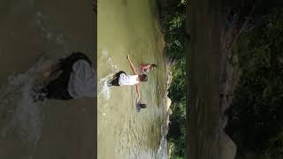 preview picture of video 'mandi sungai Batang sontang'