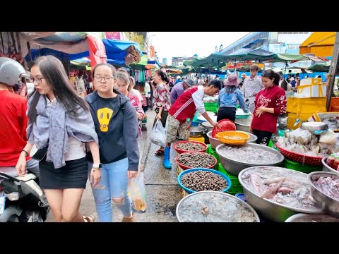 Virtual Walk In Fresh Vegetable Lively Market In Cambodia | Vendors, Food & More | 4K