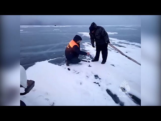 Несколько туристических групп заблудились на льду Байкала из-за непогоды