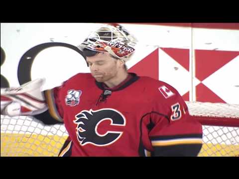 Canucks at Flames - Mason Raymonds 3-1 Goal - 12.27.09 - HD