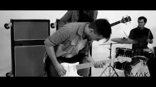 Makari - &quot;Olas&quot; Official Music Video