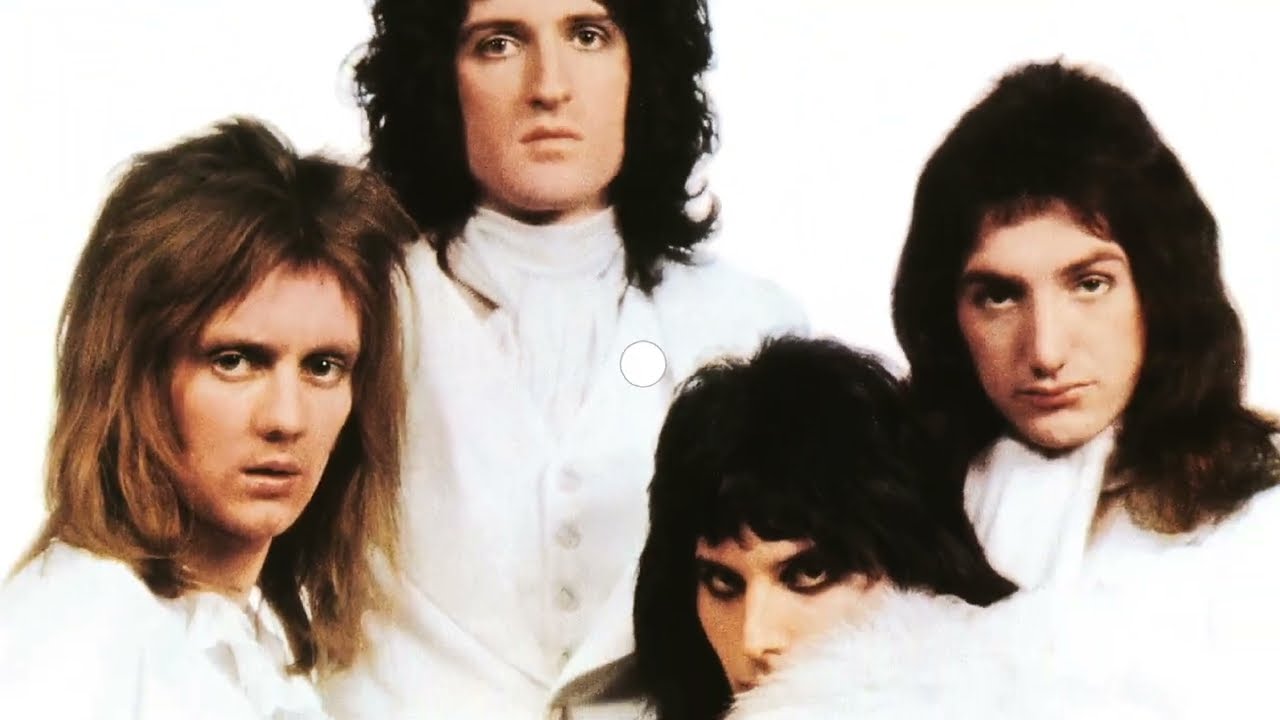 Queen II - Out Now Trailer 1