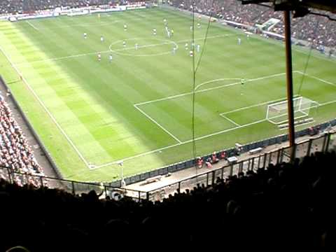 Liesveld is een thuisfluiter, PSV - Feyenoord ( 27 februari 2012, 3-2 )