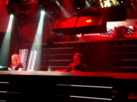 Eric Prydz plays Cirez D - Glow live @ Amnesia Ibiza 12/7/11