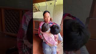 Download lagu Denny Cagur's kids fighting over who gets to hug their dad | so cute, Meshwa loves her big brothe... mp3