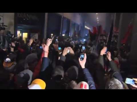 download lagu mp3 mp4 Clash Restaurant Milan, download lagu Clash Restaurant Milan gratis, unduh video klip Clash Restaurant Milan