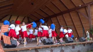 preview picture of video 'Festyn Dobroczynny w Laskowej - występ grupy tanecznej działającej przy ZS Laskowa (część V)'