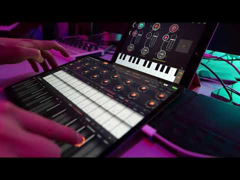 KB-1 pilots the Spacecraft