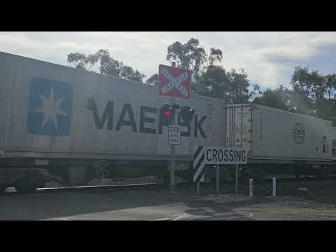 7902V PN up Mildura Fruitflyer to Melbourne, 1138, 28/6/24, North Ararat VIC