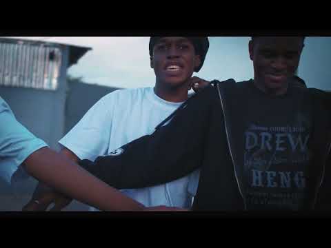 JOJO LA PÉPITE_LA MOULA & BHK ( clip officiel) 