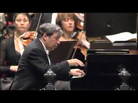 Murray Perahia plays, Schumann Piano Concerto in A minor Op.54