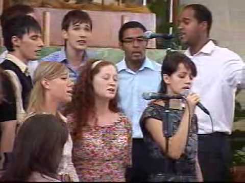 Un grup de tineri din ELIM - Tatal luminilor
