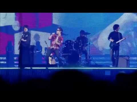 Super Show 4 Osaka - Henry Lau (Super Junior-M) solo - Billionaire, Lazy song, Lighters