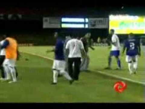 Cruzeiro 3 x  Santo Andre 2  / Narraçao itatiaia com direito a voadora do AB