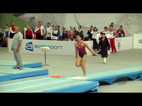 XIA Linna (CHN) - 2018 Trampoline Worlds, St. Petersburg (RUS) - Qualification Tumbling R1