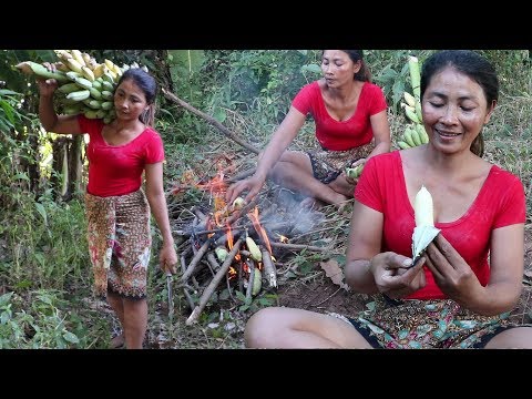 Survival skills: Find Natural banana & grilled for food - Cook Banana eating delicious #7 Video