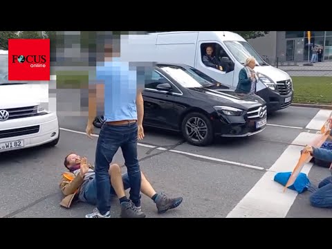 Klima-Kleber fängt zu betteln an: „Tun Sie mir bitte nicht weh!"