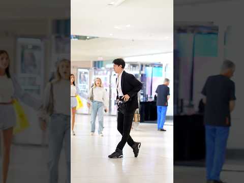 Why walk when you can moonwalk 😎😝