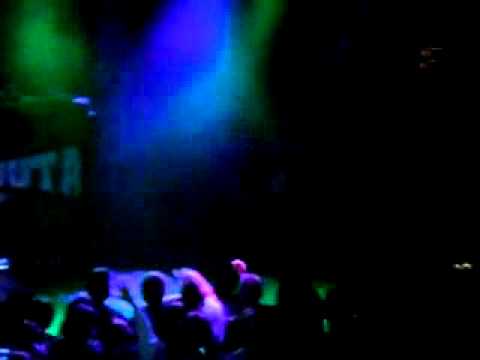 Aquila feat. Silla - Kalter Wind Live in München 14.10