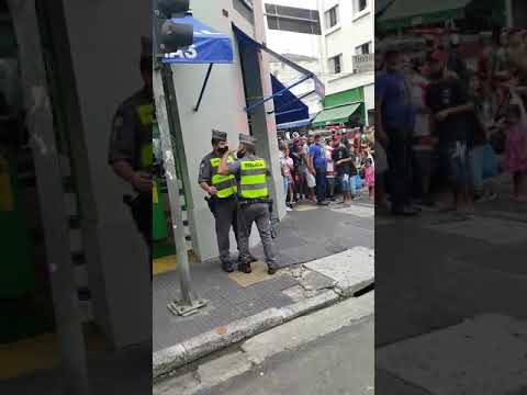 olha o despreparo dos "policia"