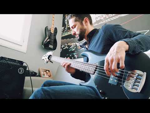 PINO D'ANGIÒ - "Ma Quale Idea" (1981) (Bass Cover)