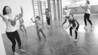 Omi - Hula Hoop - dance kids