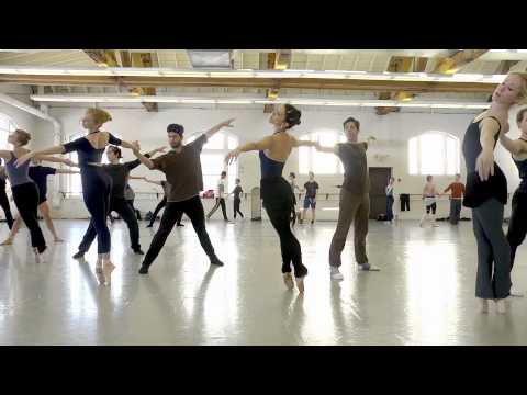 download lagu mp3 mp4 Edwaard Liang, download lagu Edwaard Liang gratis, unduh video klip Edwaard Liang