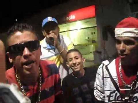 MC PIKENO E MENOR E MC THIAGUINHO DA CV MEDLEY PESADO 2012