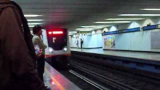 preview picture of video 'Mexico City subway (Metro de la Cuidad de Mexico D.F.)'