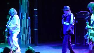 Weirdo&#39;s - Happy People