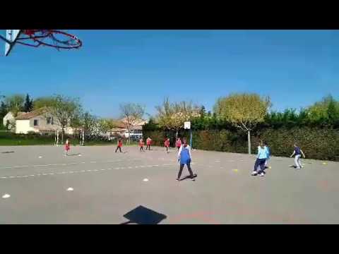 TAP cm2 jeu de fressbee type gagne terrain