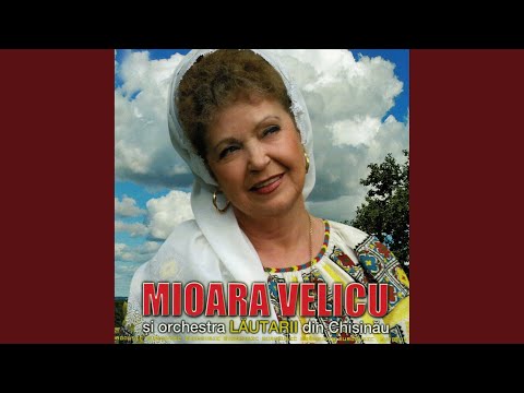 Atâta Lume Mă-Ntreabă