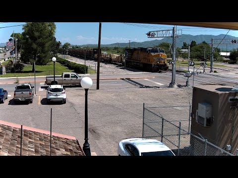 RailFanAZ LIVE Railcam - Willcox Visitors Center, Willcox, AZ | UP Lordsburg Sub, MP 1074 - East