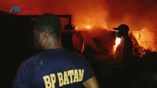 Download lagu Kebakaran Hanguskan Ratusan Lapak dan Kios di Pasar Youtefa mp3