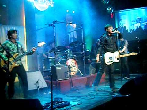 The Dawn - Iisang Bangka (live at the Hard Rock Cafe 06-30-2011)